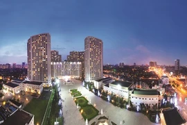 Cạnh tranh bằng... “sổ đỏ”