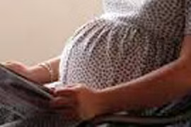 Mua bán trứng phụ nữ có vi phạm pháp luật không?