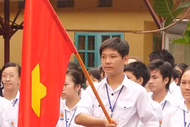 Hát Quốc ca để giáo dục tinh thần yêu nước