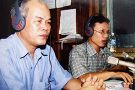 Đình Khải - người vẽ lại trận đấu