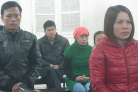 Nữ giám đốc kéo chồng đi… tù