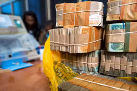 Cắt “huyết mạch” của khủng bố