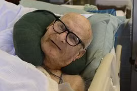 Băn khoăn số phận các “cụ tù nhân”