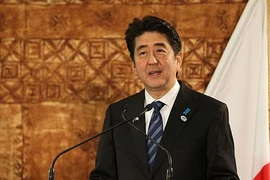 Luôn mở cánh cửa đối thoại với Trung Quốc 