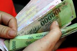 Vay tiền các công ty tài chính: Lưỡi dao lãi suất 