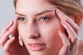 Yoga và dưỡng chất cho mắt