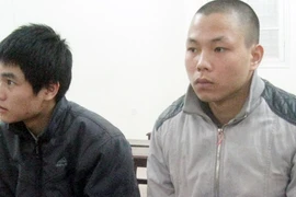 Giết bạn cùng làng