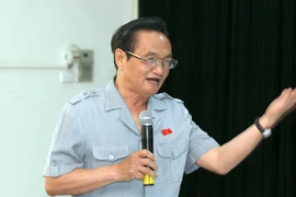 Cắt giảm chi tiêu để đầu tư cho biển đảo