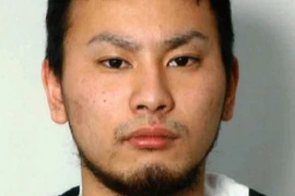 4.000 cảnh sát truy tìm một nghi phạm 