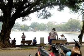 Khó dẹp hẳn mại dâm di động