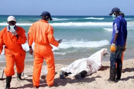 Chìm tàu ngoài khơi Libya, 200 người có thể thiệt mạng