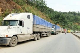 Nhiều biện pháp “rắn” trị xe quá tải