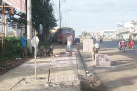 Hàng loạt sai sót tại dự án đường Hồ Chí Minh