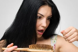 Tóc bạc sớm ngày càng phổ biến hơn