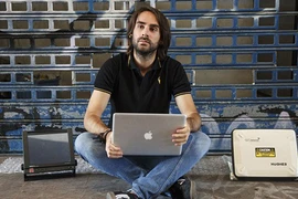 Phát hiện cách chiếm quyền kiểm soát máy bay qua wifi