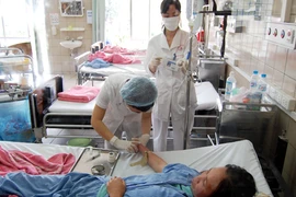 Nuốt mật: Coi chừng!