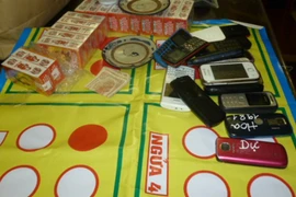 Không biết bị bịp, nhiều “con bạc” lao như thiêu thân