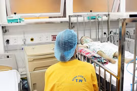 Viêm não trẻ em vào mùa cao điểm