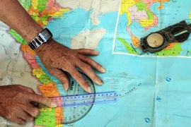 Kiên cường bám đảo, bám ngư trường Hoàng Sa