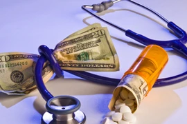 Thu nhập liên quan đến ung thư