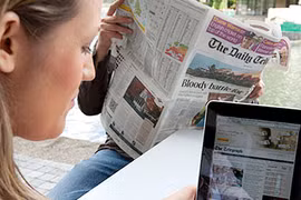 Báo in và truyền hình đứng vững