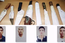 Bắt 4 tên côn đồ bảo kê cầm dao đánh trả công an