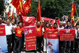 Kêu gọi đoàn viên và ngư dân Việt Nam tiếp tục ra khơi bám biển 