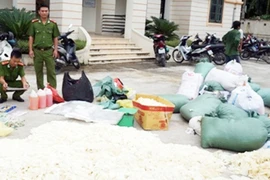 Hiểm họa găng tay y tế đã qua sử dụng