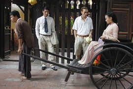 Chiều công chúng hay đề cao tính nghệ thuật?