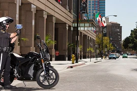 Xe cảnh sát “tàng hình”