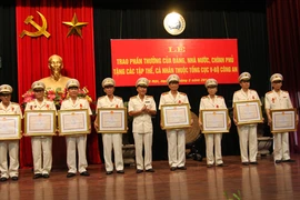 Tổng cục V - Bộ Công an: Đón nhận các phần thưởng cao quý 