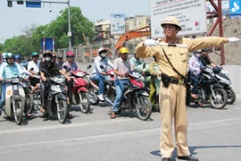 Hãy chậm lại một chút, mỗi khi đi qua ngã tư!