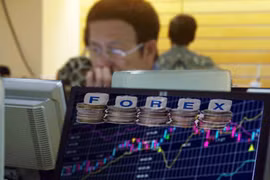 Kinh doanh trên sàn giao dịch ngoại hối là trái luật