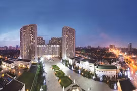 Cạnh tranh bằng... “sổ đỏ”
