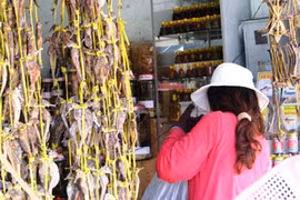 Loạn phố “thần dược sung sướng” cho quý ông