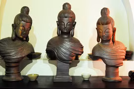 Phật hóa thân trong gốm