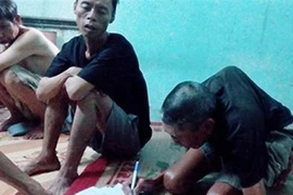 “Chăn dắt” người già trẻ em ăn xin, bán hàng rong... phạm tội gì?