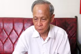 Một mình đi xe đạp rong ruổi khắp nơi tìm hài cốt đồng đội