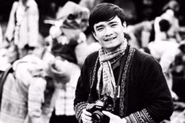 Giữa dòng “bão số”