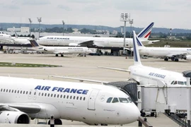 Hàng không Pháp hỗn loạn vì đình công