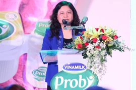 Bổ sung lợi khuẩn, tăng đề kháng mùa hè