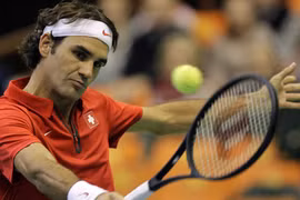 Federer khởi đầu thuận lợi