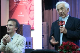 Những ngón tay chạm tới tâm hồn