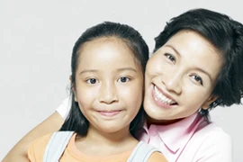 Con gái Mỹ Linh tranh giải “Bài hát Việt”