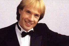 “Hoàng tử” piano Richard Clayderman sẽ đến Việt Nam