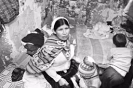 Những đứa trẻ lớn lên trong “phòng trọ” xà lim nhà tù