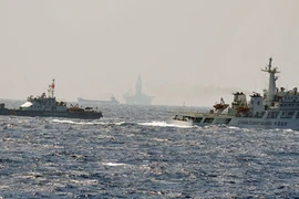 Hạ đặt giàn khoan trái phép, Trung Quốc mất nhiều hơn được