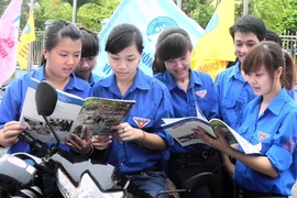 Vô sinh, bệnh truyền nhiễm... ngày càng báo động