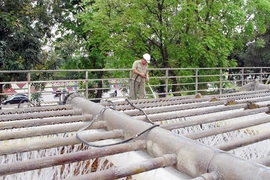 Nơm nớp lo thiếu nước sạch