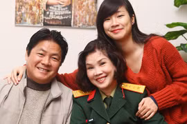 Thăng hoa xong lại... trở về mặt đất